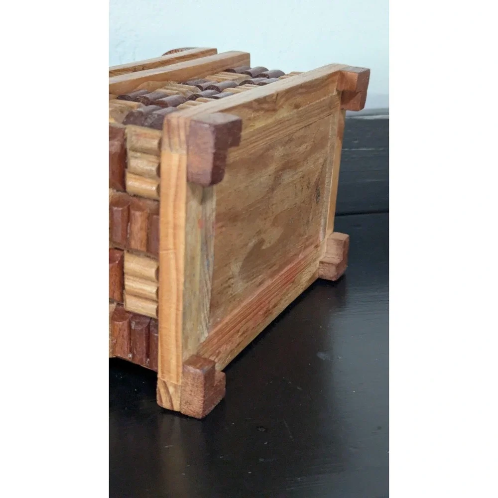 Unique Handmade Wooden Trinket Box Treasure Chest-Like Shape‎ Felted Interior